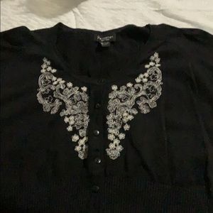 Persaman ladies sweater with decretive stitching